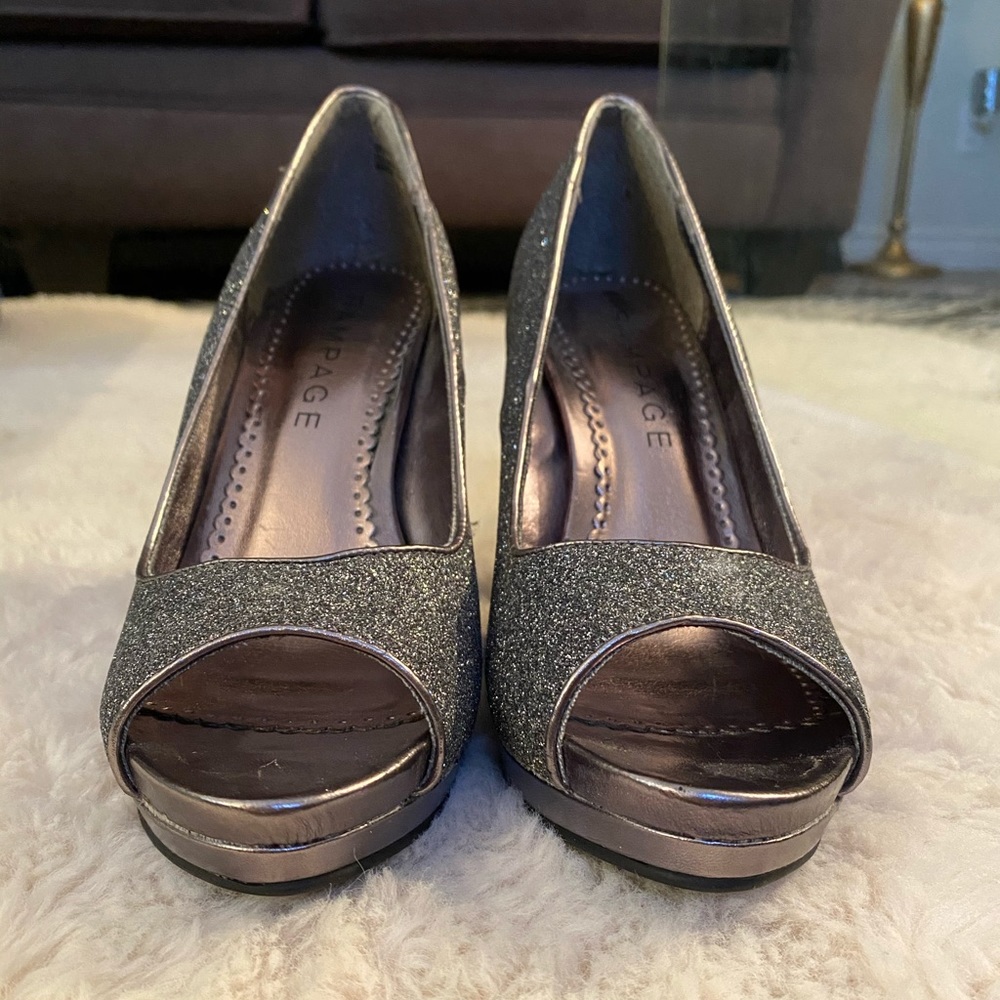 NWOT 👠 Rampage Sparkly Heels - Picture 3 of 6